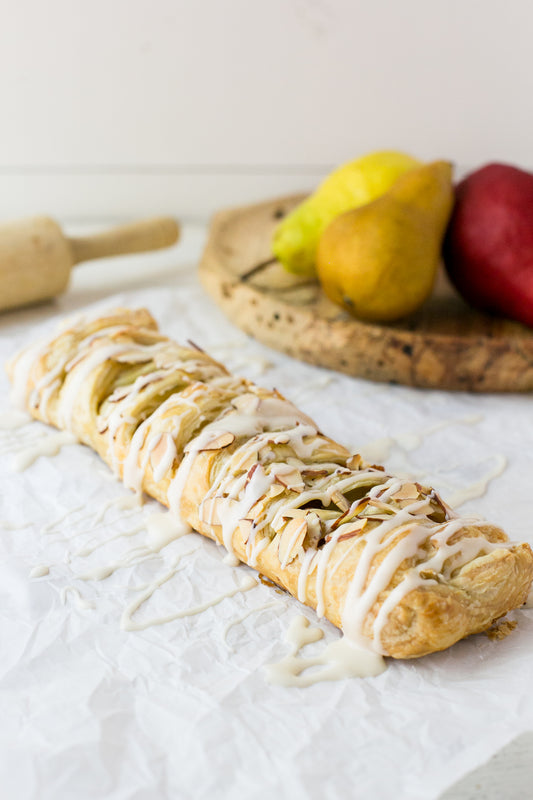 Cinnamon Pear Braid Made with Ravens Nest Mulling Spice 