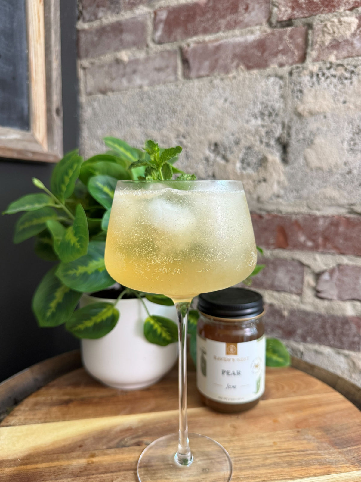  Make a festive Partridge in a Pear Spritz with Raven’s Nest Pear Jam, gin, elderflower liqueur, fresh lemon, soda water, and sparkling Prosecco.
