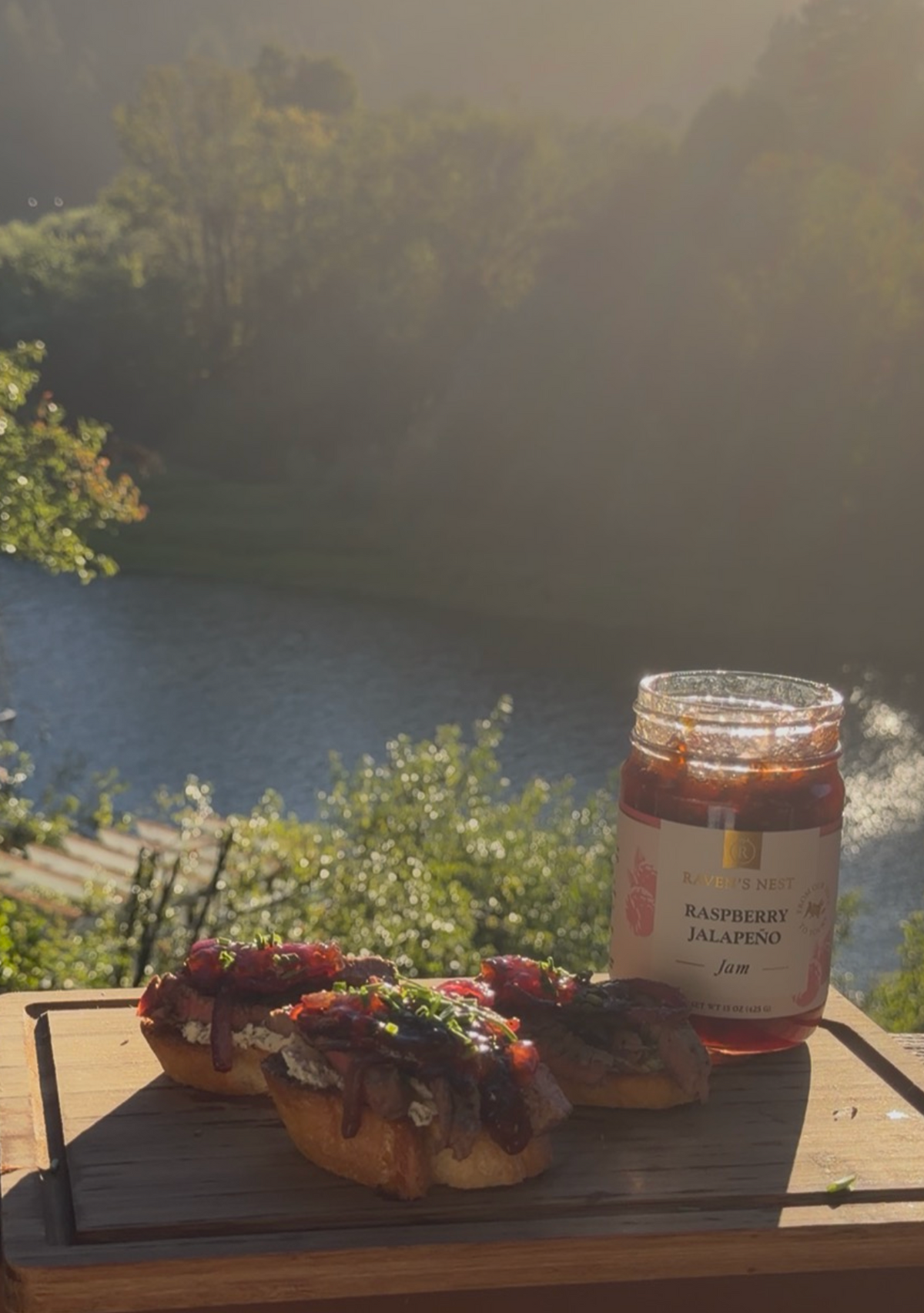 Filet Mignon Crostini with Raspberry Jalapeño Jam