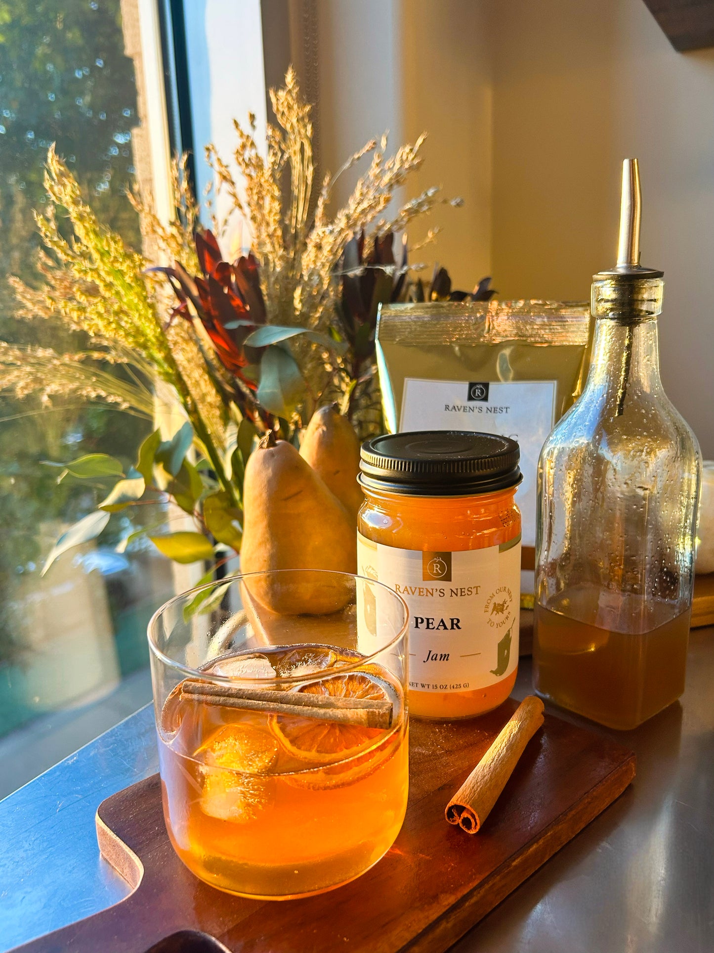 Pear gin cocktail mocktail made with simple syrup made from Raven's Nest cinnamon pear jam and mulling spice